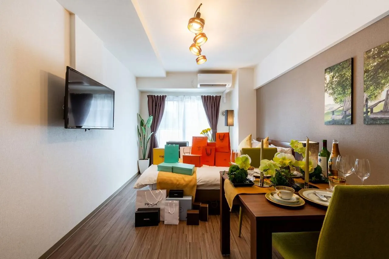 @Rlis_House通天閣 Apartment Osaka